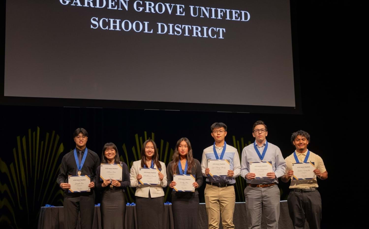 GGUSD AVID Scholars Awarded College Scholarships - article thumnail image